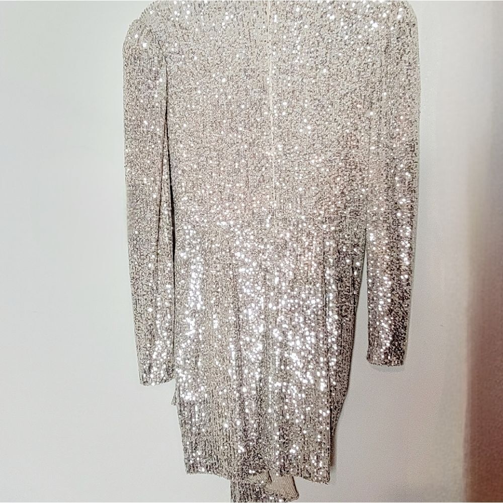 NWT Alex Marie Sequin Surplice Faux Wrap Dress W/ Tassel Size 8P - Picture 8 of 8